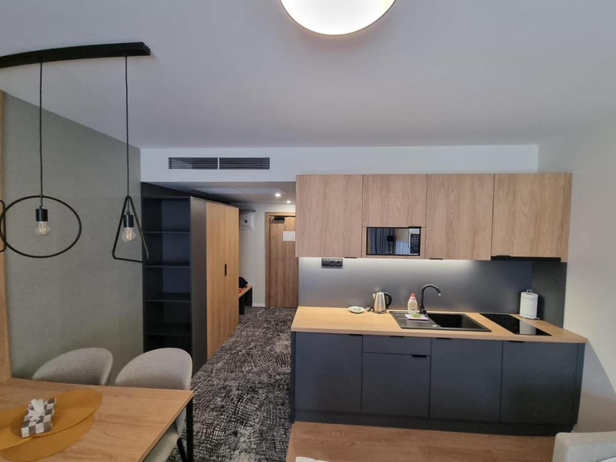 Апартаменты Akvamarin Besenova Apartman Экстерьер фото