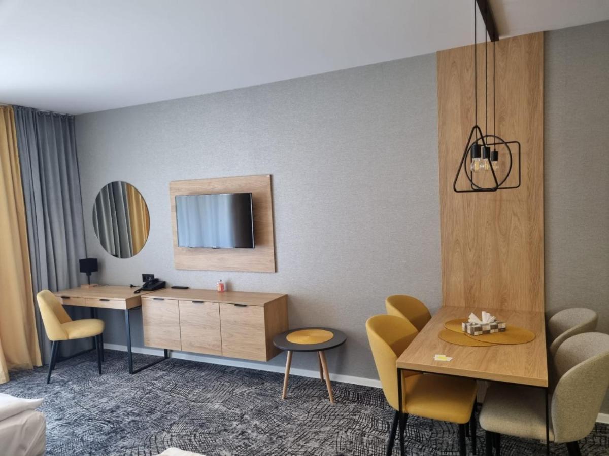 Апартаменты Akvamarin Besenova Apartman Экстерьер фото
