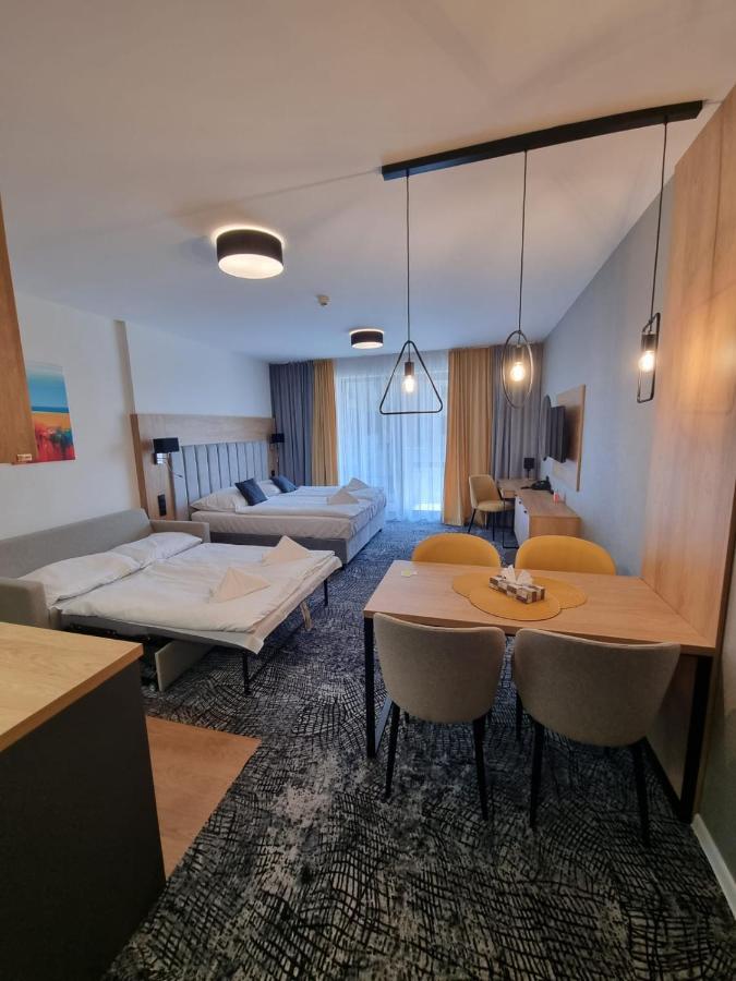 Апартаменты Akvamarin Besenova Apartman Экстерьер фото